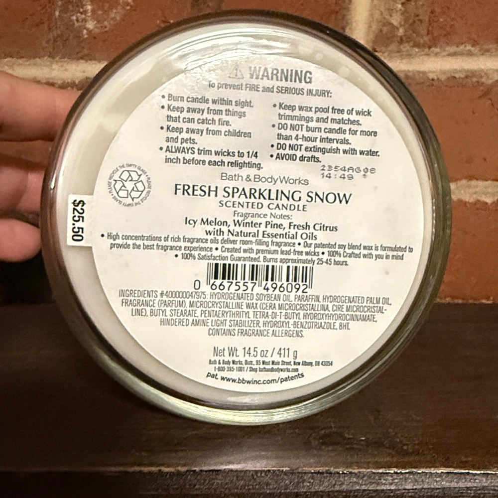Bath & Body Works FRESH SPARKLING SNOW 3-Wick 14.5 oz Scented Candle Winter NEW - Picture 4 of 4